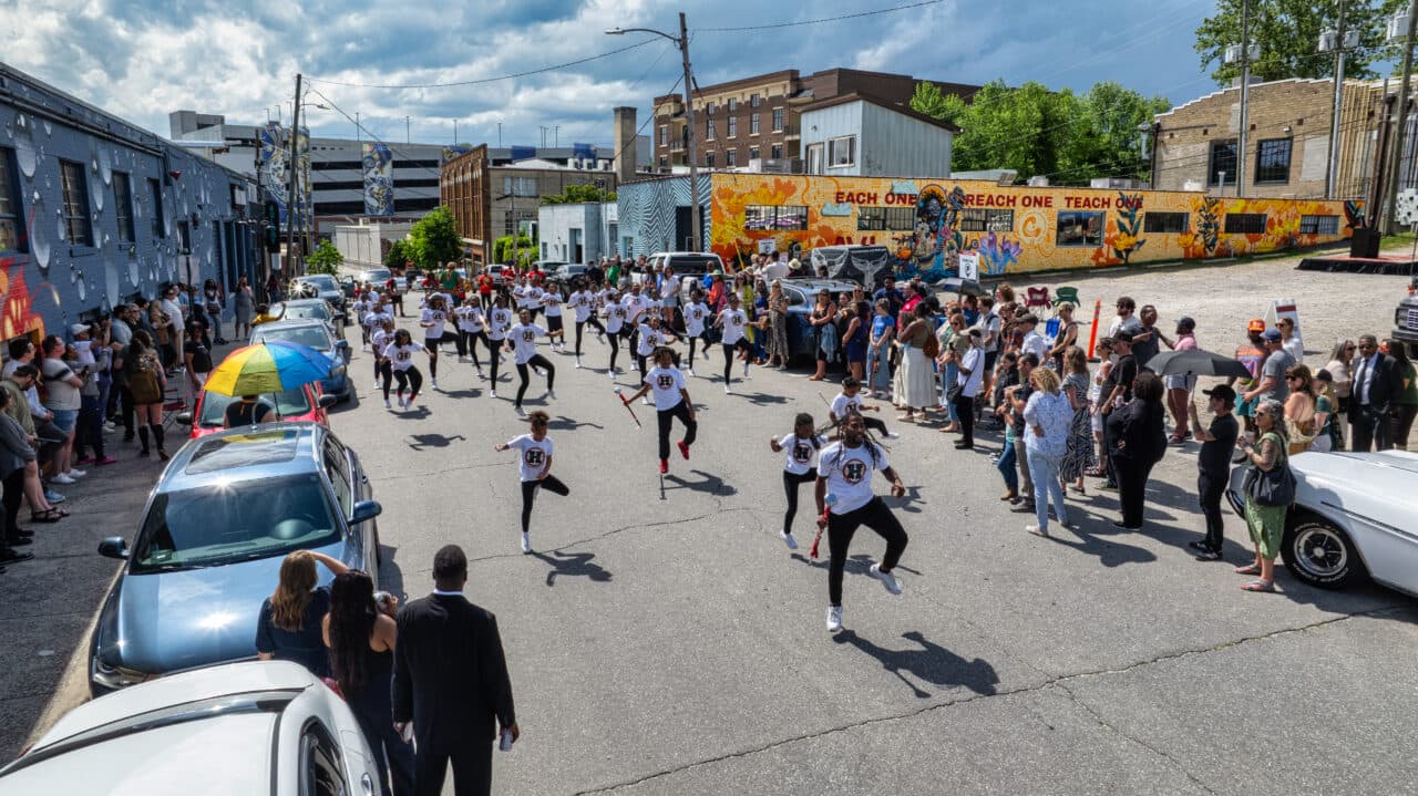 First Asheville Black Cultural Heritage Trail Mural Unveiled During South Slope High Steppin’ Celebration First Asheville Black Cultural Heritage Trail Mural Unveiled During South Slope High Steppin’ Celebration