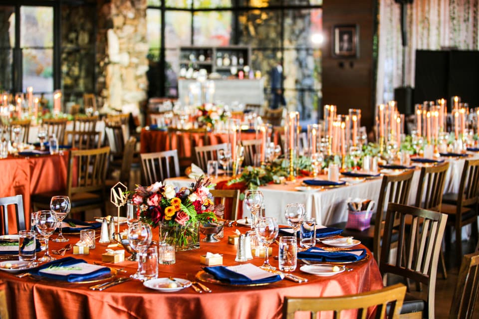 The Grove Park Inn has some amazing event spaces for Weddings. Light Shifter Studios captures a Wedding at the Grove Park Inn. The Grove Park Inn has some amazing event spaces for Weddings. Light Shifter Studios captures a Wedding at the Grove Park Inn.
