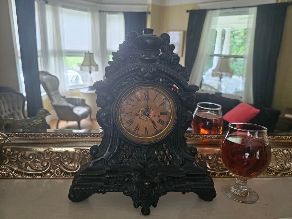 The Lion and the Rose hard tea The Lion and the Rose hard tea