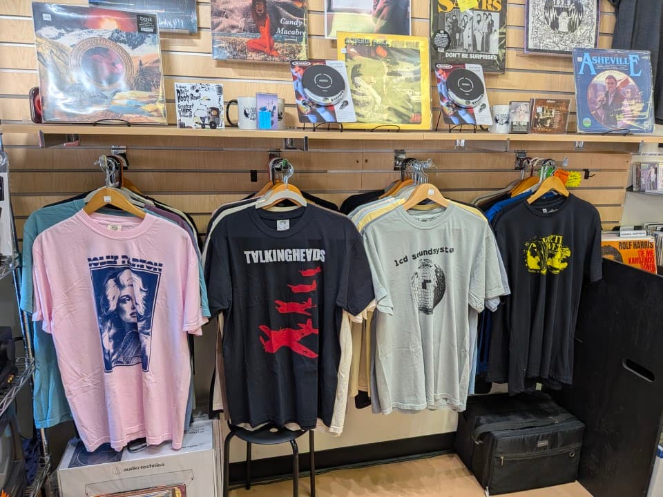 Band Tees & Vintage Shirts! Band Tees & Vintage Shirts!