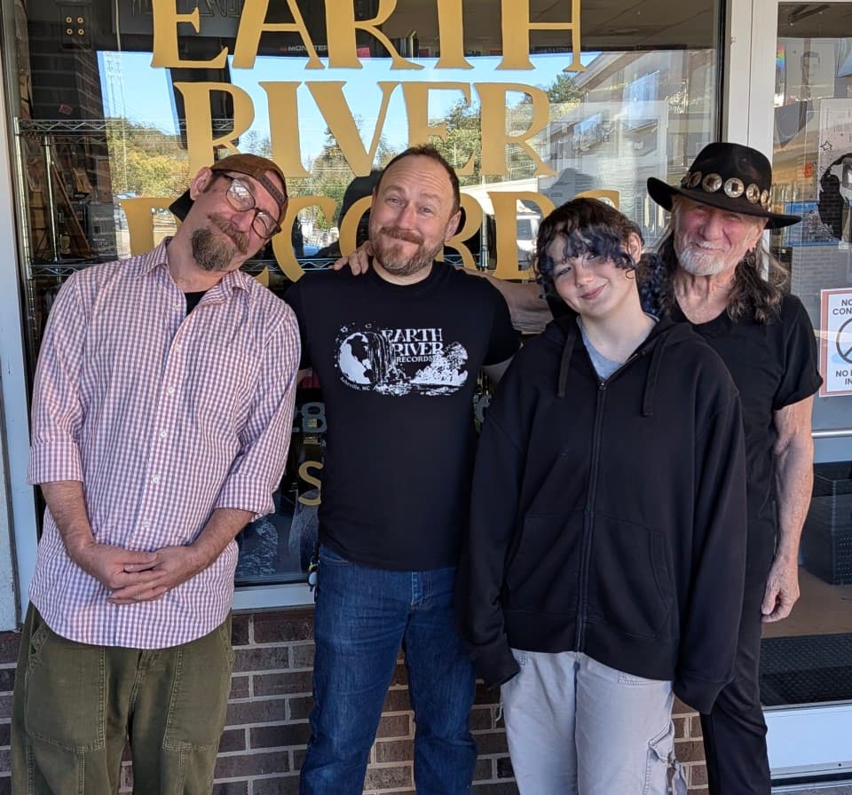 From left: Morgan's Brother Ilian, Owner Morgan, Morgan's Daughter Iona, Father Franklin! From left: Morgan's Brother Ilian, Owner Morgan, Morgan's Daughter Iona, Father Franklin!