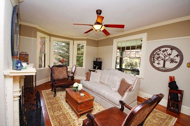 Guest Common Area to relax in Guest Common Area to relax in