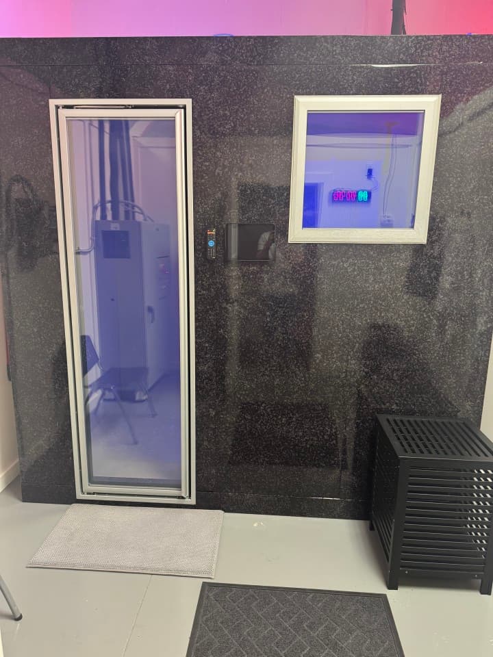 Our 3-minute Whole Body Cryotherapy Chamber is like a supercharged ice bath! Reduce inflammation, soreness, and speed up recovery. Our 3-minute Whole Body Cryotherapy Chamber is like a supercharged ice bath! Reduce inflammation, soreness, and speed up recovery.