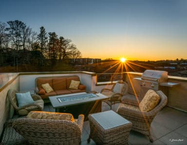 Yonder Luxury Vacation Rentals | Book 5 Nights, 15% Off