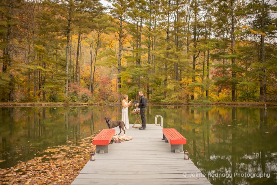Quiet Intimate Elopement in Nature Quiet Intimate Elopement in Nature