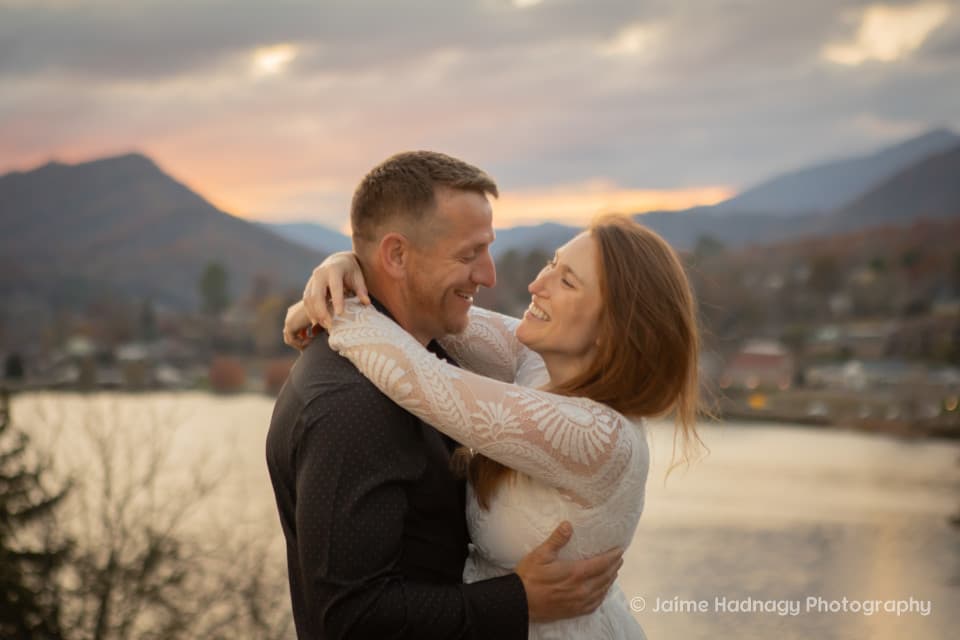 Lakeside Micro Wedding Lakeside Micro Wedding