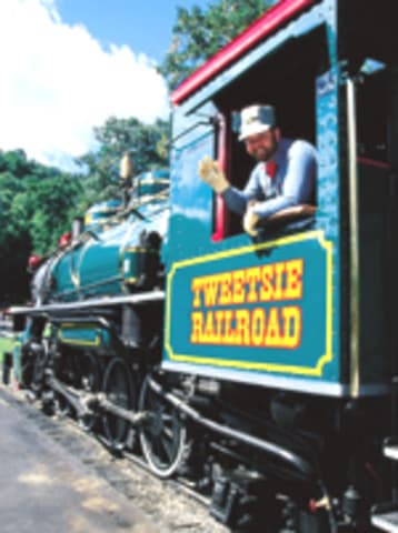 attraction_tweetsie.jpg attraction_tweetsie.jpg