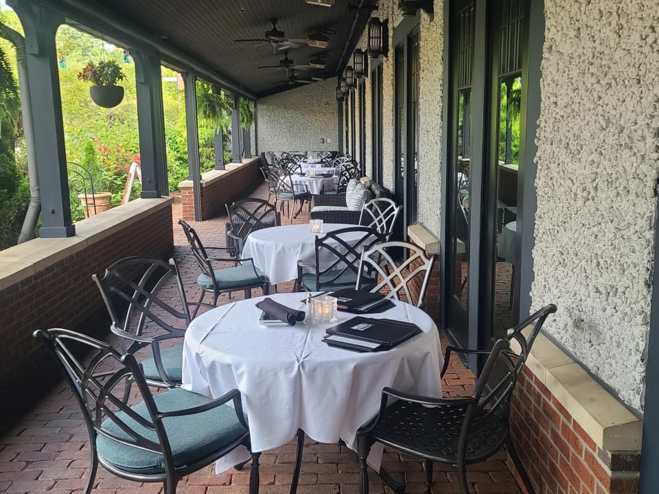 Ruth's Chris Patio Lounge Photo Ruth's Chris Patio Lounge Photo