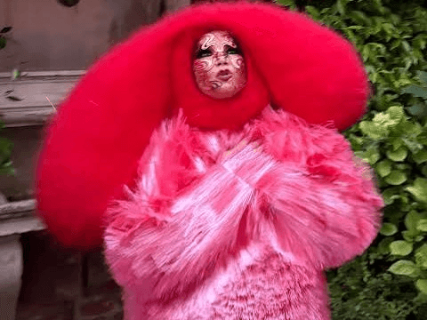 VOGUE VOGUE