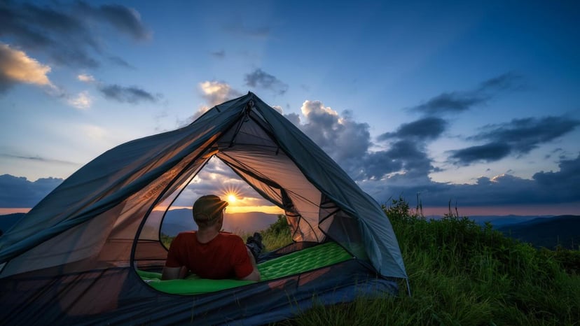 Camping in the Blue Ridge Mountains / Photo: @tom.moors